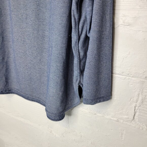 Lands' End Women's Size 1X Shirt Top Long Sleeve Blue Striped - Picture 3 of 5